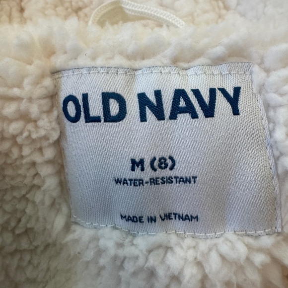 Old Navy White Puffer Jacket with Hood. Kids. Never Used. Size M (8) - Picture 3 of 6